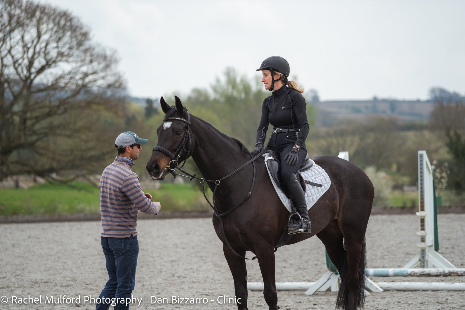 Dan Bizzarro coaching private riding lesson in Oxfordshire