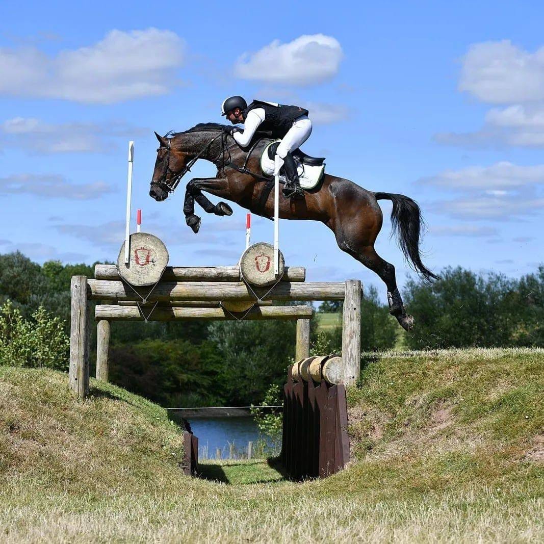 Dan Bizzarro competing in cross country at Hartpury Open Championship